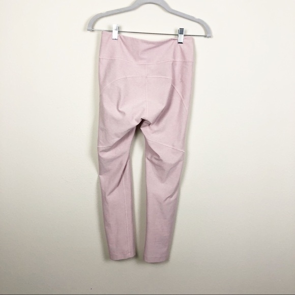 Outdoor Voices 3/4 Skinny Ankle Warm Up Leggings in Dahlia Pink Athletic Workout - Picture 3 of 4